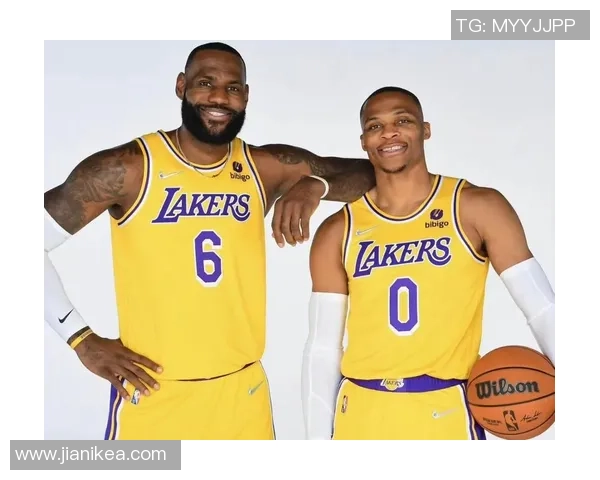 湖人火箭对决精彩回顾10月29号全场比赛录像分析与亮点总结